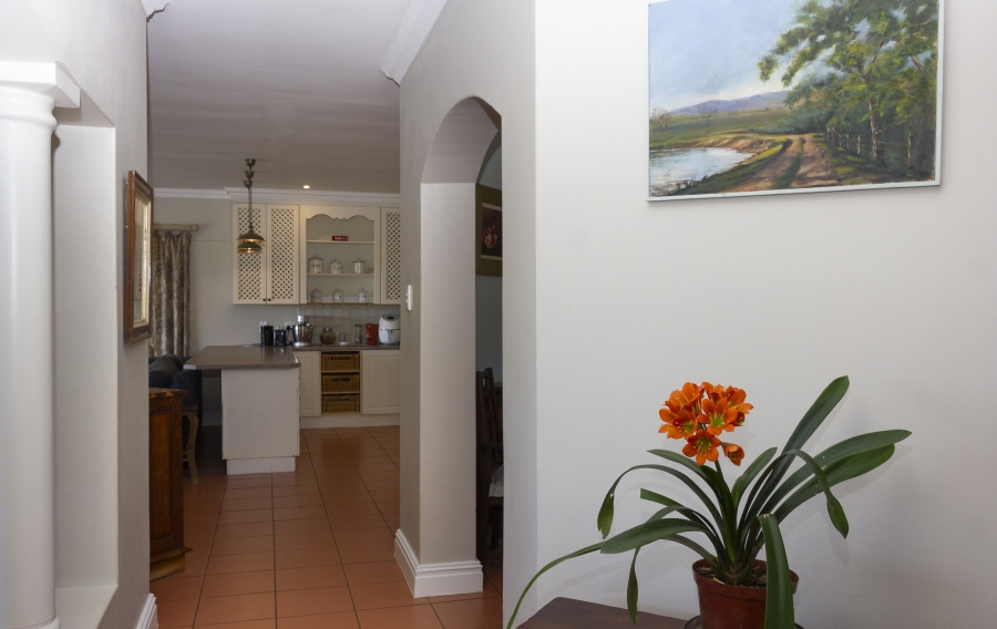 5 Bedroom Property for Sale in Kleinemonde Eastern Cape